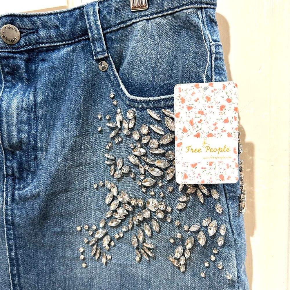 Free People NWT Shine Bright Rhinestone Denim Mini Skirt Y2K 90s Retro Size 6 - Picture 6 of 8